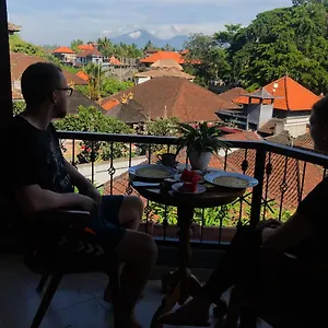 3* Camping Kampung Sari